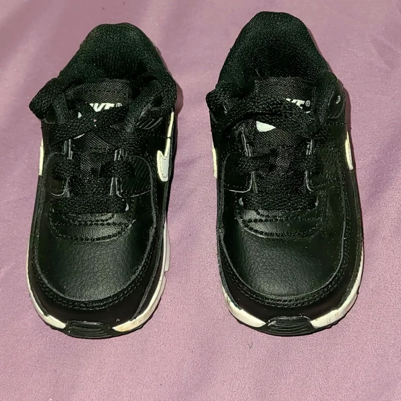 Nike Air Max 90 LTR Logo Toddler 5C Sneaker - Picture 1 of 7